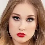 Cheryl Blossom - Russian 34O natural big tits model profile photo