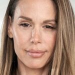 McKenzie Lee - British 32DD enhanced big tits model profile photo