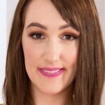 Suki Ski - American 34H natural big tits model profile photo